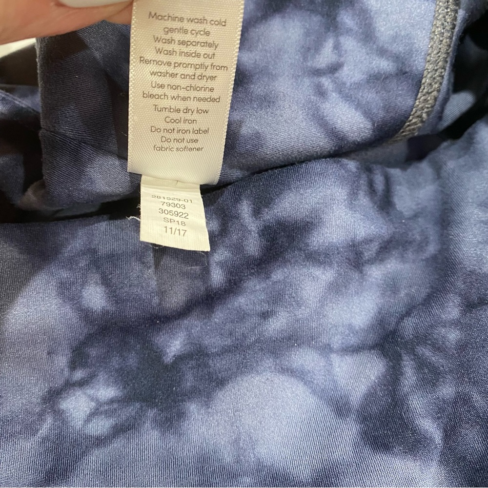 ATHLETA  POWERVITA SALUTATION HIGH-RISE 7/8 TIE DYE BLUE LEGGINGS SIZE SMALL - Picture 5 of 16